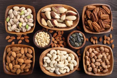 Kuruyemiş çeşitleri.