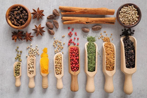 Spices Wooden Spoon Aromatic Ingredients Natural Food Additives — Stock Photo, Image