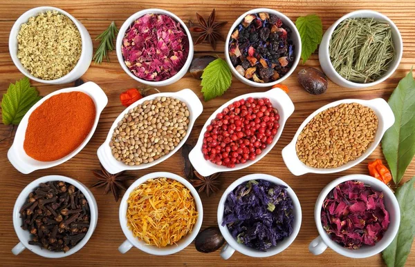 Herbs and spices. — Stock Photo, Image