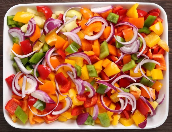 Colorful Chopped Peppers Ceramic Dish — Stock Photo, Image