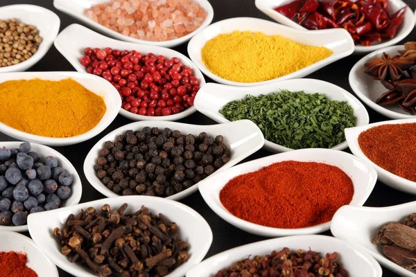 Kolorowe Aromatyczne Przyprawy Zioła Dodatki Żywności — Zdjęcie stockowe