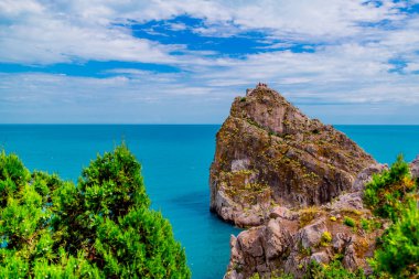 Kırım'da Karadeniz kıyılarının panoramik görüntü