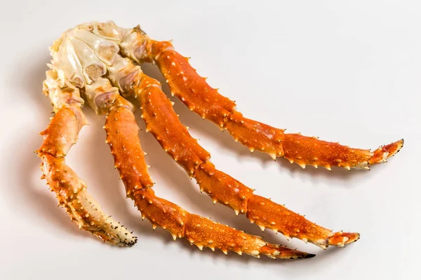 白い背景のタラバ蟹の爪 — ストック写真