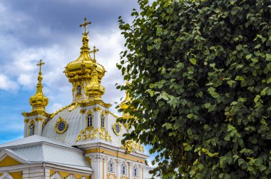 Altın Kubbe Peterhof Kilisesi