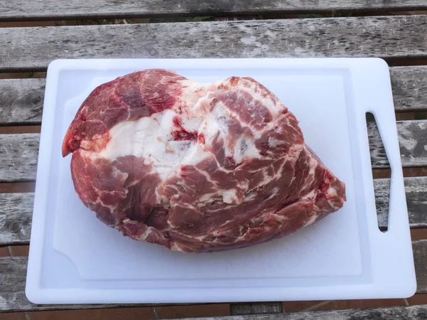 "Tasse "Schweinefleisch in Vorbereitung geschnitten — Stockfoto