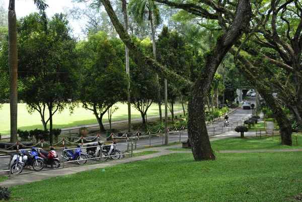 O Parque da Juventude perto do Jardim Botânico em Georgetown, Penang — Fotografia de Stock