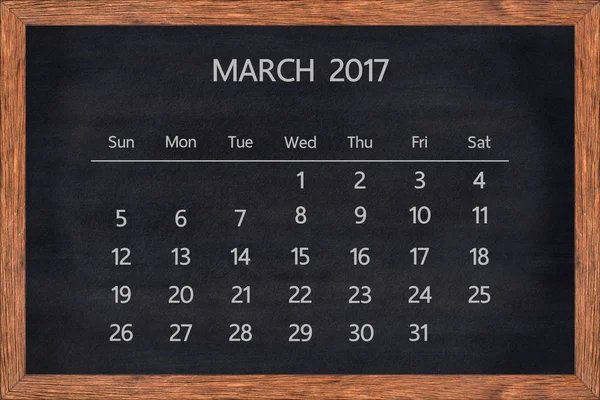 Március havi 2017 naptár a Palatábla fa keret. — Stock Fotó