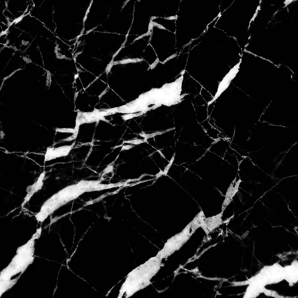 Textura de mármore preto e escuro atravessado com veios profundos brancos — Fotografia de Stock