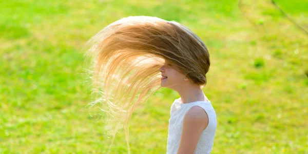 Beautiful Blue Eyed Girl Long Blond Hair White Dress Walking — Stock Photo, Image