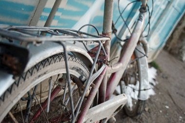 ıssız eski Bisiklet - ayrıntı