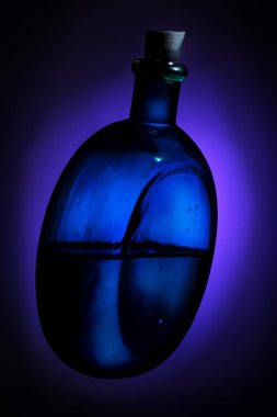 Cam sürahi su için