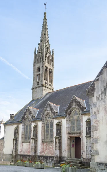 Kirche in Pont-aven in der Bretagne — Stockfoto