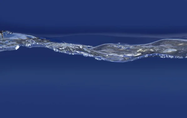 Detalle de superficie de agua ondulada — Foto de Stock