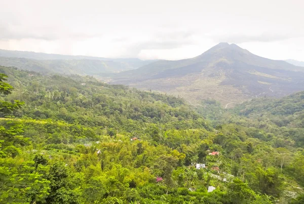Krajobraz wokół Mount Batur w Indonezji — Zdjęcie stockowe
