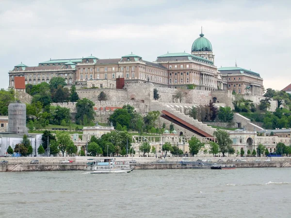 Buda Castle in Budapest — Stockfoto