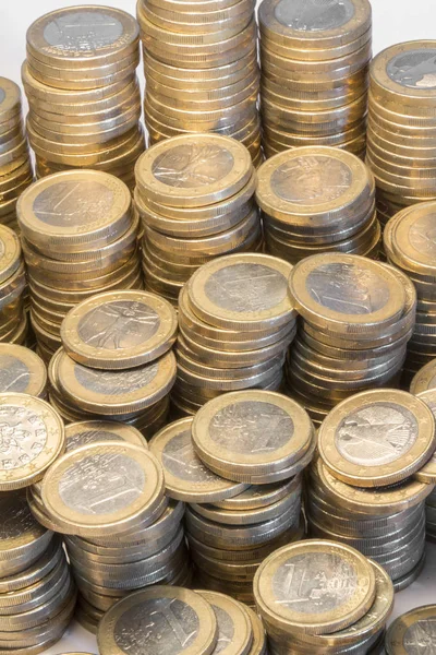 Montones de monedas de euro —  Fotos de Stock
