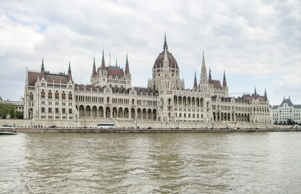 Edificio Parlamento húngaro — Foto de Stock