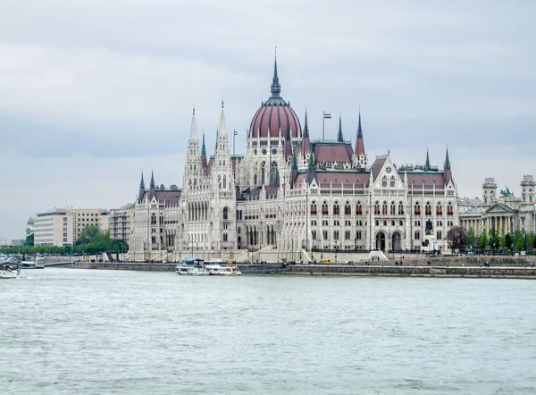 Palazzo del Parlamento ungherese — Foto Stock