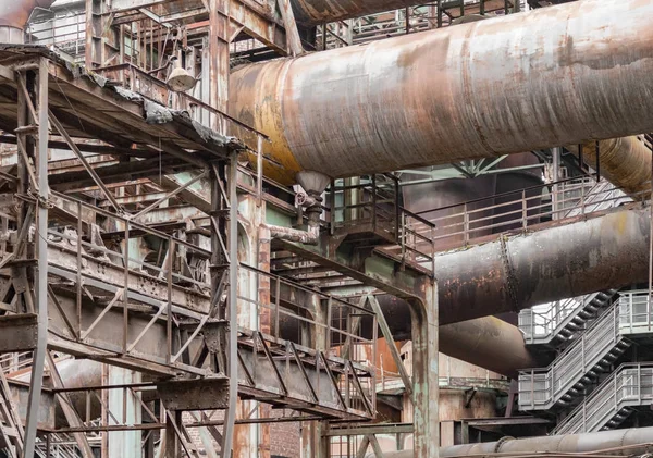 Paisaje industrial oxidado — Foto de Stock