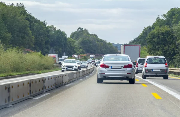 Highway landskap i södra Tyskland — Stockfoto