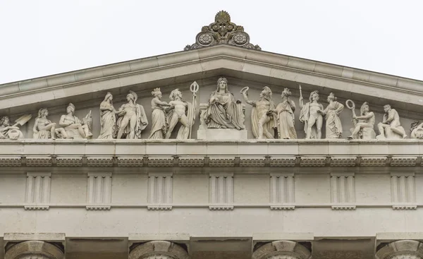 Walhalla memorial in Gerrmany — Stockfoto