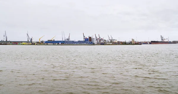 Industriële haven landschap — Stockfoto