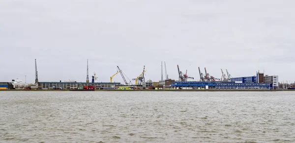 産業用の港の風景 — ストック写真
