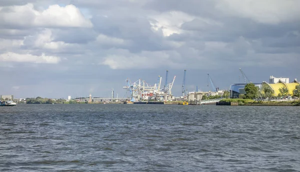 Porto de Hamburgo — Fotografia de Stock