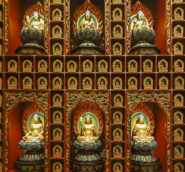 Sculptures de Bouddha à Singapour — Photo