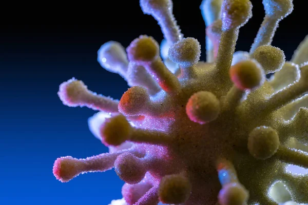 Detail Van Een Kleurrijk Verlicht Symbolisch Virus Donkere Rug — Stockfoto