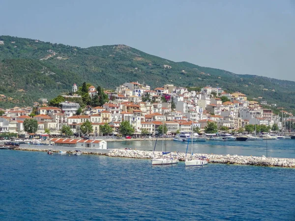 Cidade Nomeada Skiathos Situada Skiathos Que Uma Das Ilhas Gregas — Fotografia de Stock