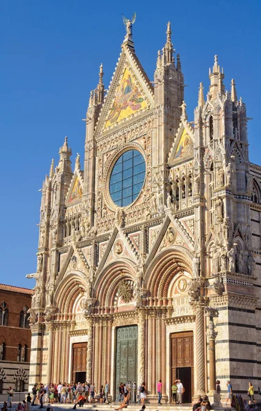 Fachada Oeste del Duomo - Siena — Foto de Stock