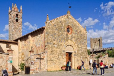 Chiesa di Santa Maria Assunta - Monteriggioni