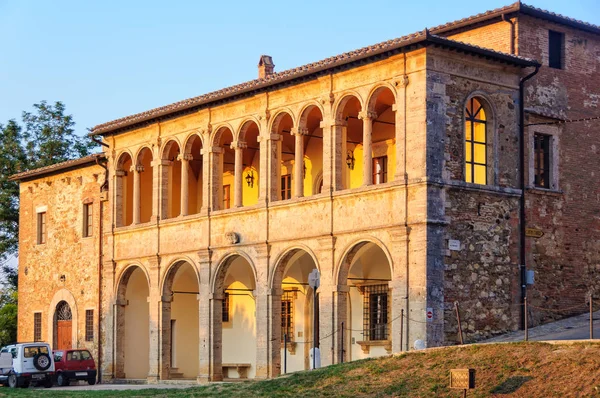 Sunlit Loggia - Montepulciano — Fotografie, imagine de stoc