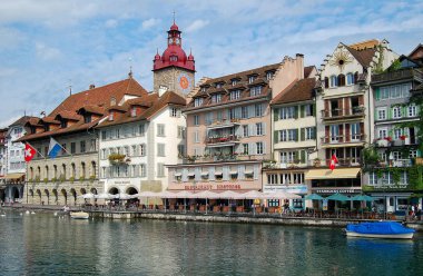 Lucerne içinde Rathausquai