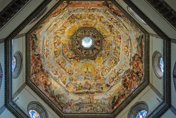 Frescos de la cúpula del Duomo - Florencia — Foto de Stock