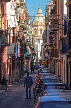 Sokak - Palermo sonunda ışık