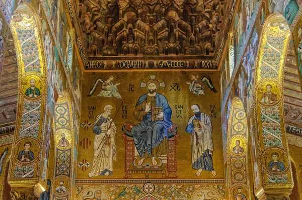 Christus in majestät mit peter und paul - palermo — Stockfoto