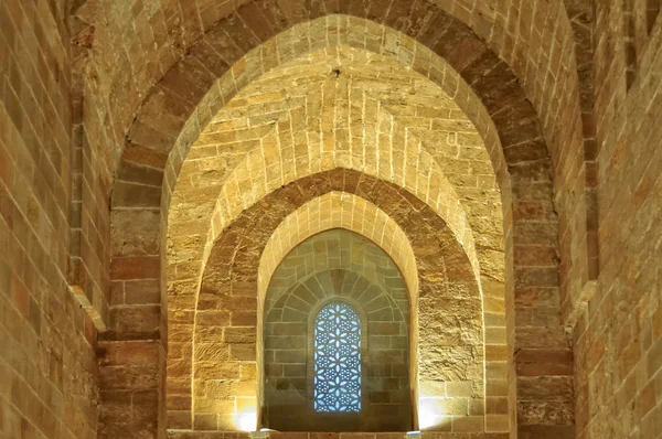 Stone Walls and Arches and a Window - Palermo — Stock Photo, Image