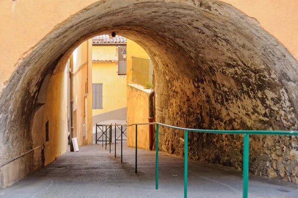 Tom gångväg - Grasse — Stockfoto