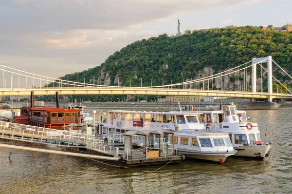 River cruise gemi - Budapeşte