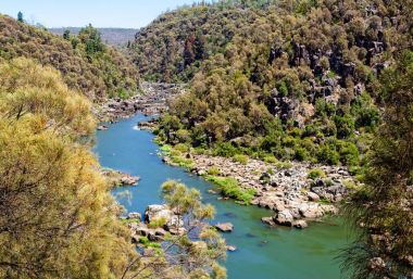 Güney Esk Nehri - Launceston