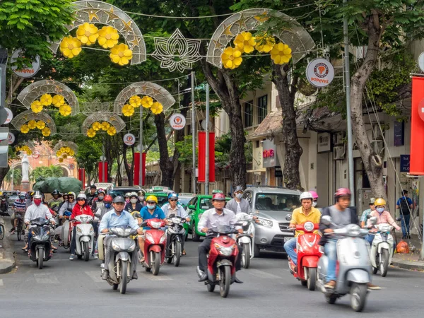 Calle Dong Khoi - Ciudad Ho Chi Minh — Foto de Stock