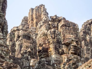 Angkor Thom 'daki yüz kuleleri - Siem Reap, Kamboçya