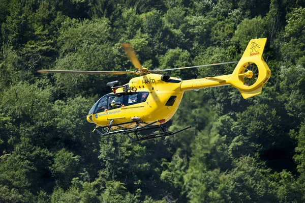 Італійський рятувальний вертоліт — стокове фото