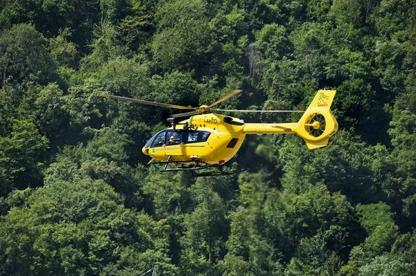 Elicottero italiano di soccorso — Foto Stock