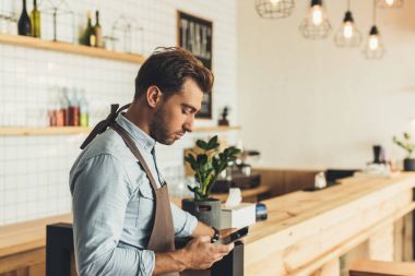 barista Smartphone kullanarak