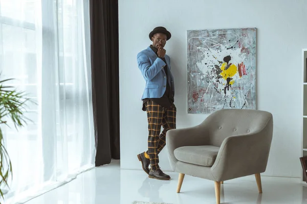 African american man in checkered pants — Stock Photo, Image