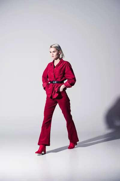 Fashionable girl in red clothes — Stock Photo, Image