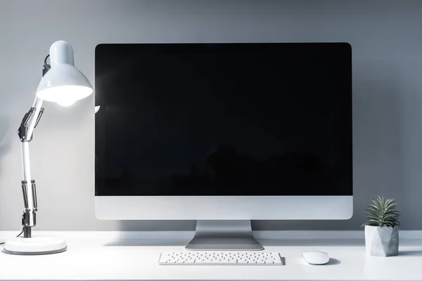 Working Place Computer Switched Table Lamp — Stock Photo, Image